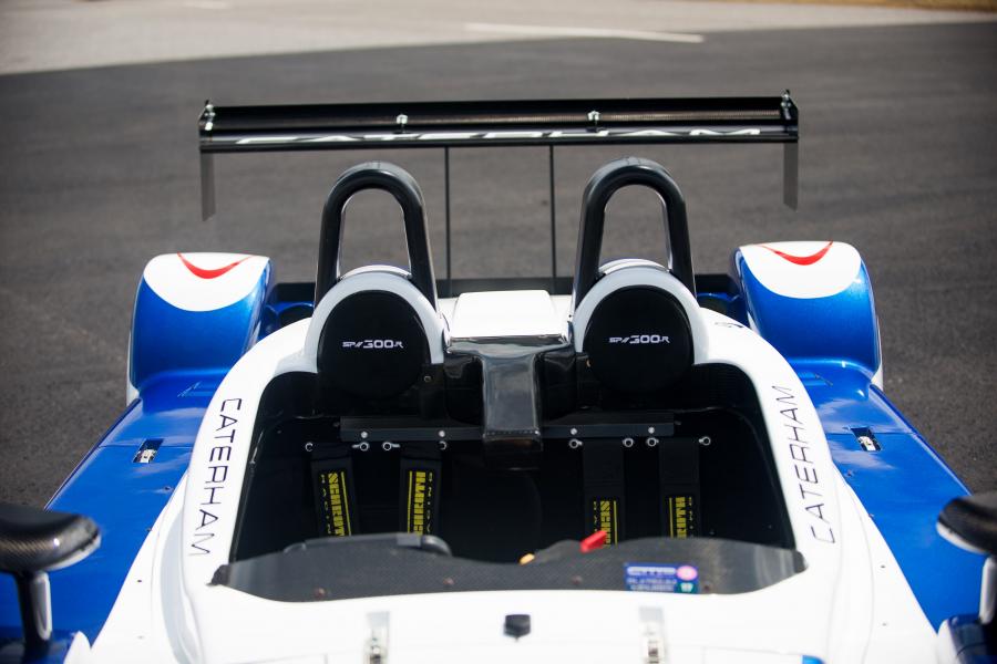 Детали экстерьера Caterham-Lola SP/300.R 2011 года  (фото 61 из 61)